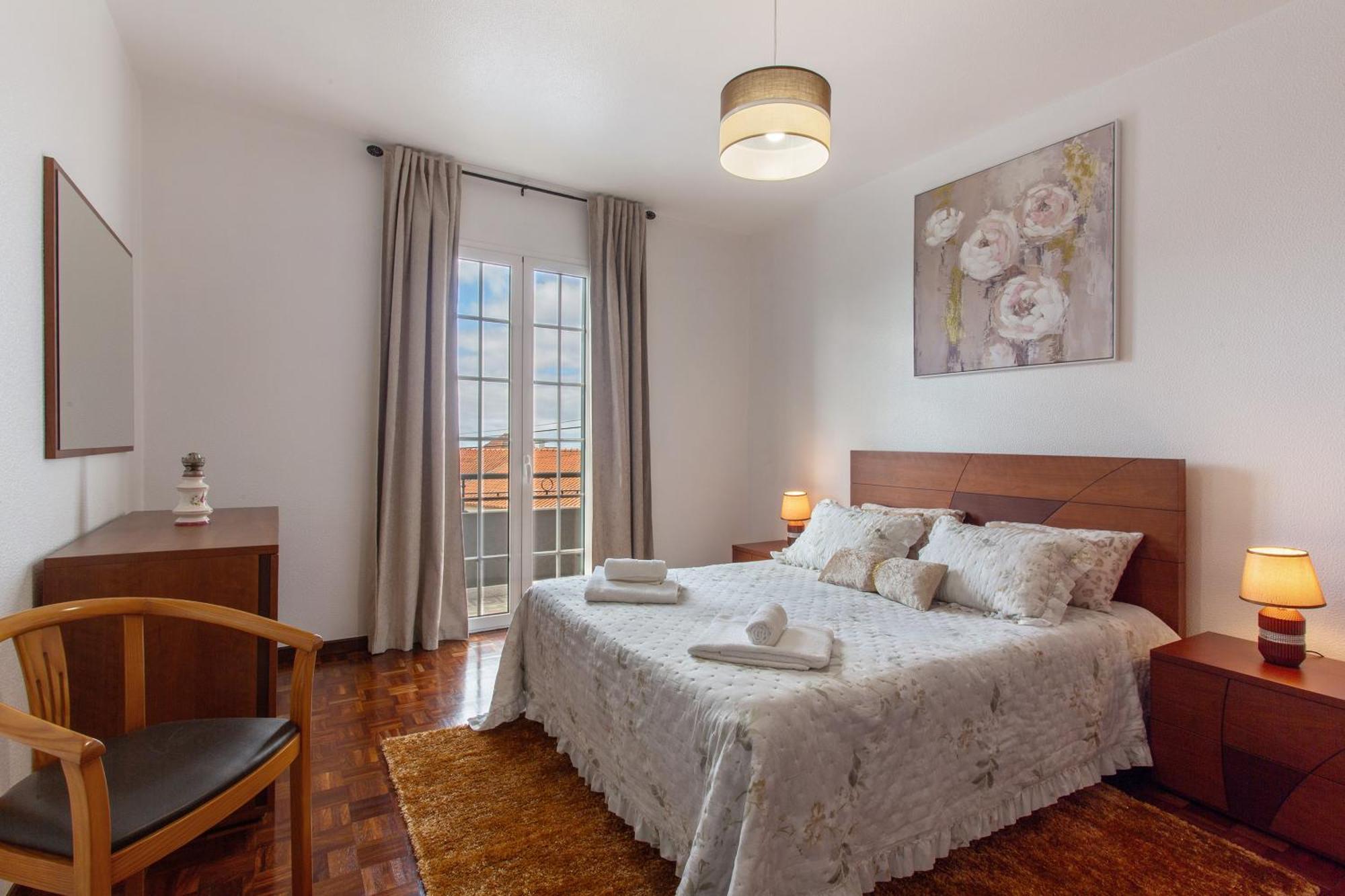 Apartamento Maria Canhas ภายนอก รูปภาพ